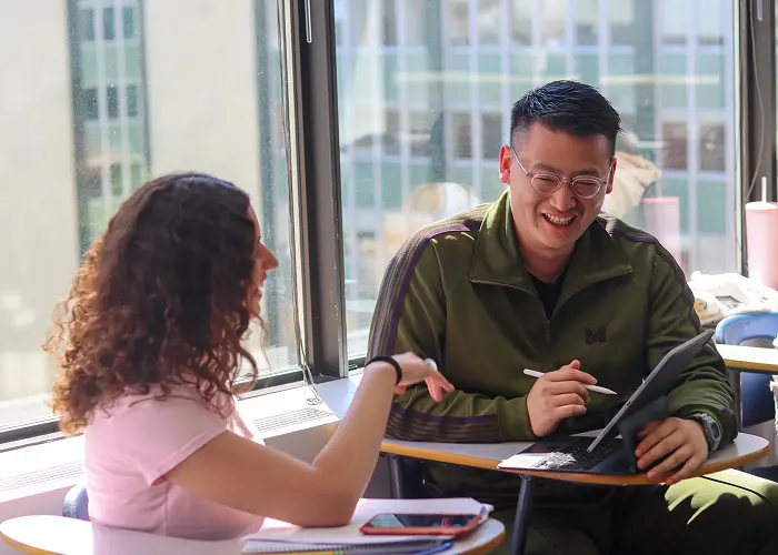 راهکارهای موفقیت در بخش صحبت کردن (Speaking) آزمون TOEFL