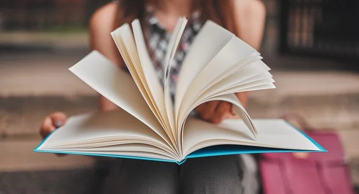 تسلط به گرامر سطح متوسطه زبان انگلیسی