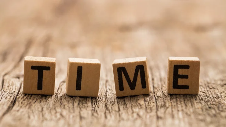 اصطلاحات انگلیسی با کلمه ی «Time»