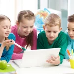 نرم افزارهای سرگرم کننده برای آموزش زبان انگلیسی به کودکان