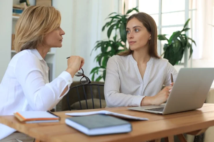 آموزش قید در انگــلیسی انواع کاربرد گرامر با مثال