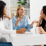 11 عبارت انگلیسی کژوال برای بهبود مکالمه زبان انگلیسی