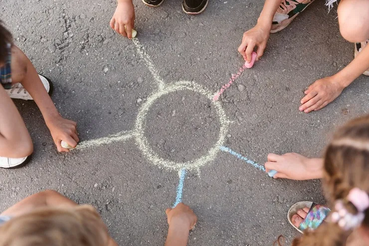 4 فعالیت سرگرم کننده ارتباط بین فردی برای کودکان