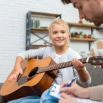 بهترین روش های آموزش زبان انگلیسی به کودکان با کمک شعر و ریتم و موسیقی