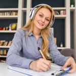 سیزده منبع دیکته انگلیسی برای تقویت مهارت های شنیداری
