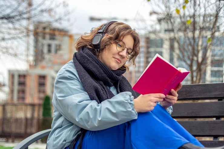 Phrasal Verbs MAKE با ذکــر مثال و تمــرین