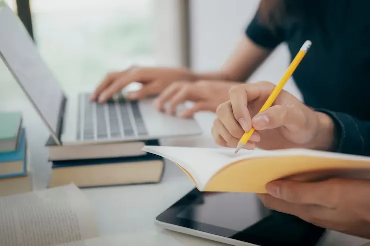 آموزش گرامر by over with