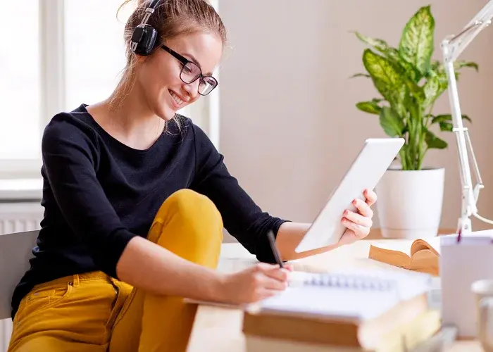 منابع آنلاین برای تقویت درک مطلب در زبان انگلیسی